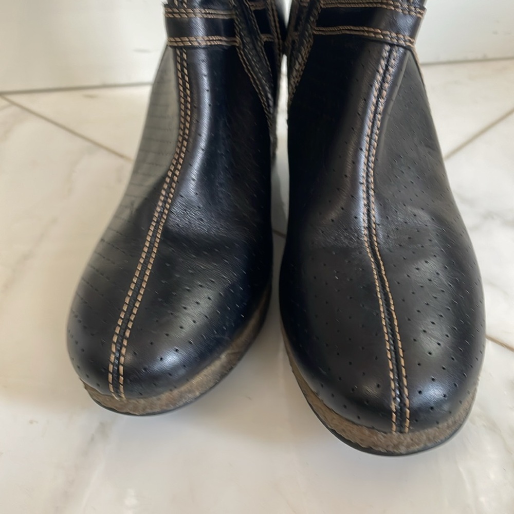 Timberland, women’s 9, black leather contrast stitch wedge zipper knee boot NWOT - Picture 6 of 13